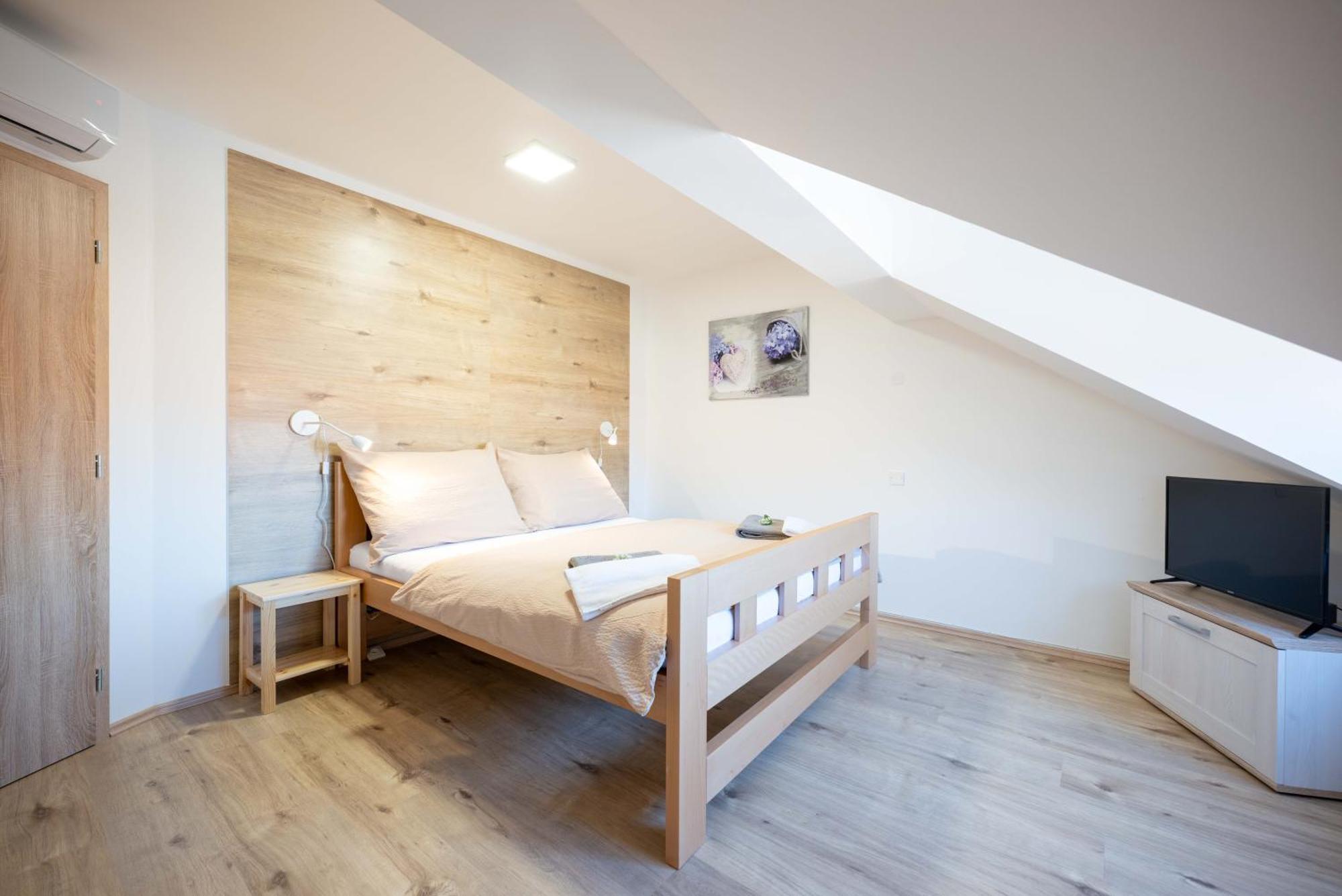 Papi Apartman Valtice Zewnętrze zdjęcie
